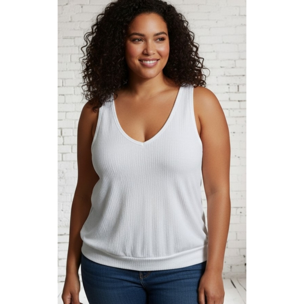 Black Tape Double V-neck Tank Top White Size 1X